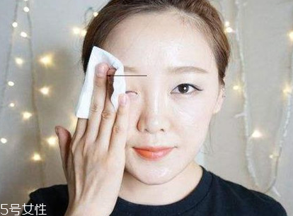 痘痘肌怎么使用卸妝油 痘痘肌用卸妝油的注意點 痘痘肌怎么使用卸妝油 痘痘肌用卸妝油的注意點