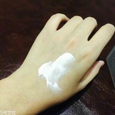 ahc素顏霜有什么功效 ahc素顏霜使用測(cè)評(píng) ahc素顏霜有什么功效 ahc素顏霜使用測(cè)評(píng)