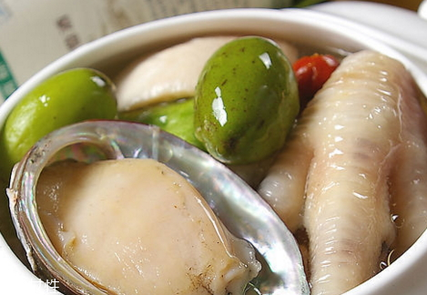 青欖煲湯配什么 青欖煲湯的搭配 青欖煲湯配什么 青欖煲湯的搭配