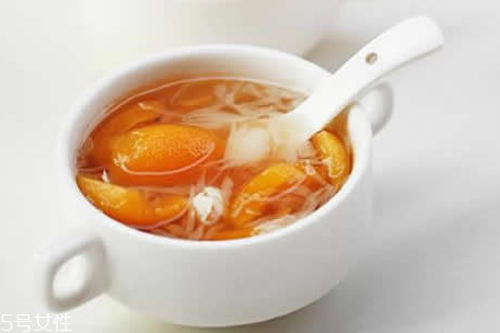 枇杷核煮水有毒嗎 枇杷核中毒怎么辦 枇杷核煮水有毒嗎 枇杷核中毒怎么辦