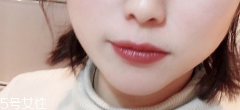 pat mcgrath2018新色deep試色 pml絲絨口紅上嘴圖 pat mcgrath2018新色deep試色 pml絲絨口紅上嘴圖