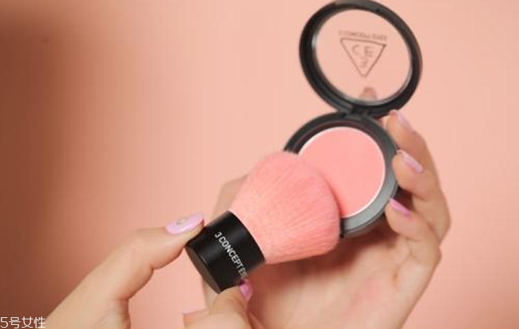 桃粉色腮紅適合黃皮嗎 2022桃粉色腮紅暢銷產(chǎn)品盤點 桃粉色腮紅適合黃皮嗎 2022桃粉色腮紅暢銷產(chǎn)品盤點