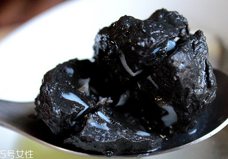 墨魚(yú)餃子好吃嗎 吃墨魚(yú)餃子的好處