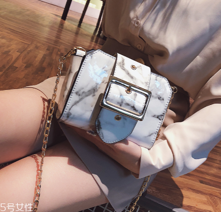 今年夏天流行什么包包？今夏最火的包包推薦