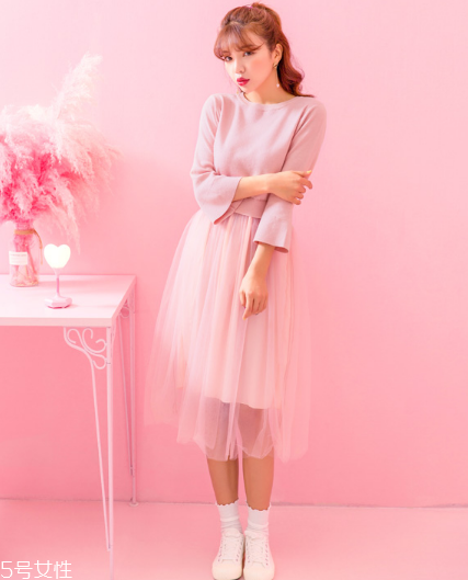 連衣裙什么顏色好看？連衣裙選什么顏色好