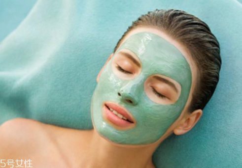 泥狀面膜可以天天敷嗎 泥狀面膜的正確敷法 泥狀面膜可以天天敷嗎 泥狀面膜的正確敷法