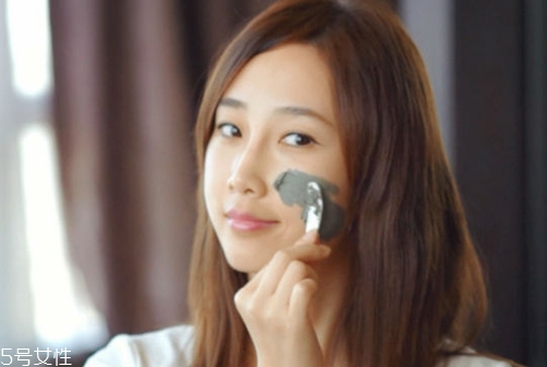 泥膜和面膜能同時用嗎 泥膜使用之前可以熱敷臉部 泥膜和面膜能同時用嗎 泥膜使用之前可以熱敷臉部