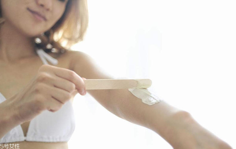 脫毛膏和剃毛刀哪個(gè)好 4種脫毛產(chǎn)品怎么選擇 脫毛膏和剃毛刀哪個(gè)好 4種脫毛產(chǎn)品怎么選擇