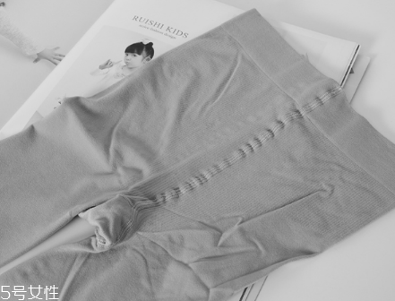 絲襪變黃怎么去除？絲襪發(fā)黃怎么洗？