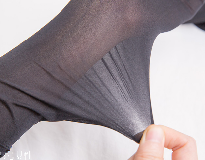 絲襪10d是什么意思？絲襪10d是多厚？