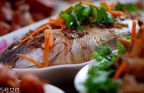 加吉魚可以生吃嗎 加吉魚生吃有什么好處 加吉魚可以生吃嗎 加吉魚生吃有什么好處