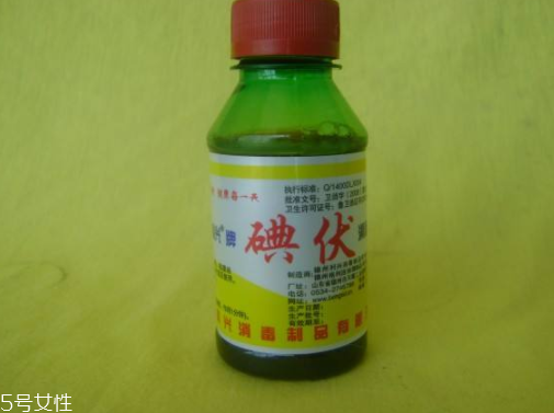 護(hù)膚品讓碘伏變透明代表有效嗎 護(hù)膚品碘伏實(shí)驗(yàn)真相 護(hù)膚品讓碘伏變透明代表有效嗎 護(hù)膚品碘伏實(shí)驗(yàn)真相