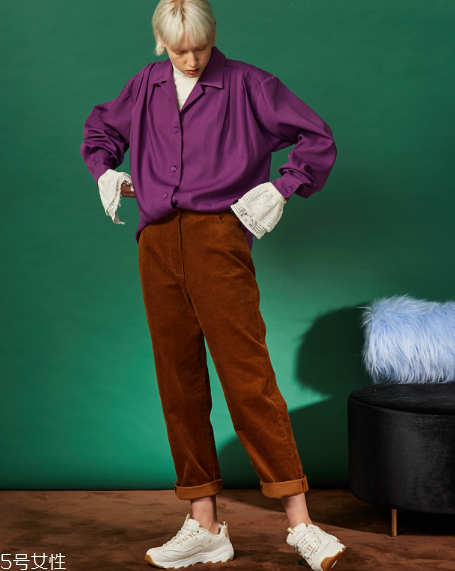 紫色服裝怎么搭配好看？紫色服裝穿搭技巧