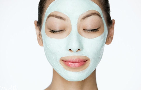 敷面膜后還用護(hù)膚品嗎 敷面膜臉疼怎么回事 敷面膜后還用護(hù)膚品嗎 敷面膜臉疼怎么回事