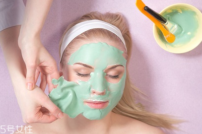 洗澡的時候敷面膜好嗎 敷面膜的正確步驟 洗澡的時候敷面膜好嗎 敷面膜的正確步驟