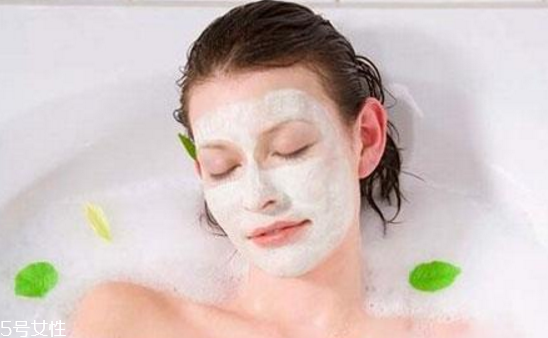 面粉可以做面膜嗎 面粉做面膜用什么面粉好 面粉可以做面膜嗎 面粉做面膜用什么面粉好