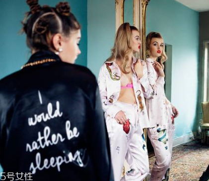 睡衣可以穿著睡覺嗎？睡衣穿著睡覺好不好