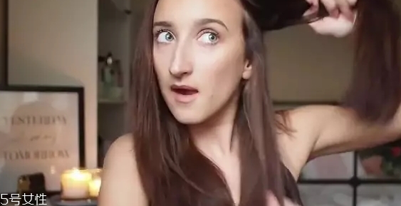 直發(fā)梳怎么用？直發(fā)梳使用步驟