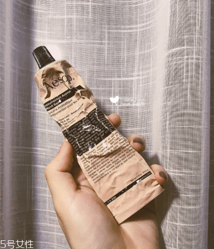 伊索護手霜多少錢 伊索aesop賦活芳香護手霜使用測評 伊索護手霜多少錢 伊索aesop賦活芳香護手霜使用測評