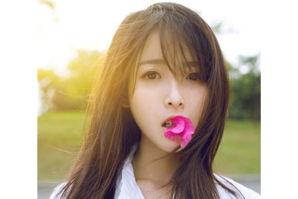 女生中長(zhǎng)發(fā)如何留顯瘦 五款顯瘦中長(zhǎng)發(fā)發(fā)型 女生中長(zhǎng)發(fā)如何留顯瘦 五款顯瘦中長(zhǎng)發(fā)發(fā)型