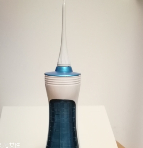 沖牙器能代替牙刷嗎？用沖牙器要刷牙嗎