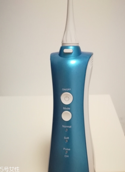 沖牙器能代替牙刷嗎？用沖牙器要刷牙嗎