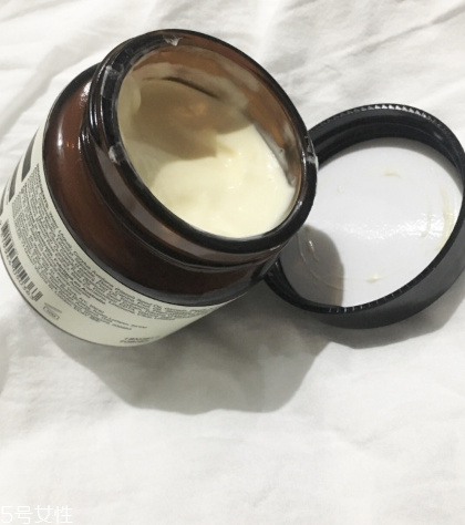 aesop伊索香芹籽精華和蜜柑水潤(rùn)乳霜適合膚質(zhì) aesop伊索香芹籽精華和蜜柑水潤(rùn)乳霜適合膚質(zhì)