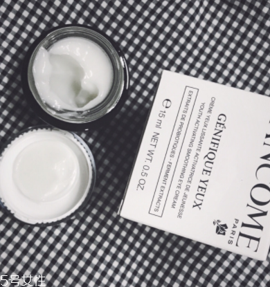 蘭蔻小黑瓶發(fā)光眼霜能涂在眼周嗎 長(zhǎng)脂肪粒嗎 蘭蔻小黑瓶發(fā)光眼霜能涂在眼周嗎 長(zhǎng)脂肪粒嗎