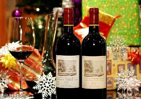 拉菲紅酒多少錢(qián)一瓶 正牌拉菲為什么那么貴 拉菲紅酒多少錢(qián)一瓶 正牌拉菲為什么那么貴