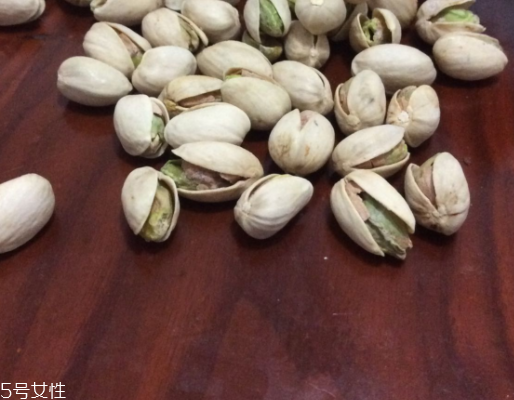 開心果是銀杏果嗎？開心果是白果嗎？