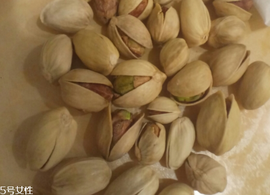 開心果會(huì)不會(huì)上火？上火能吃開心果嗎？