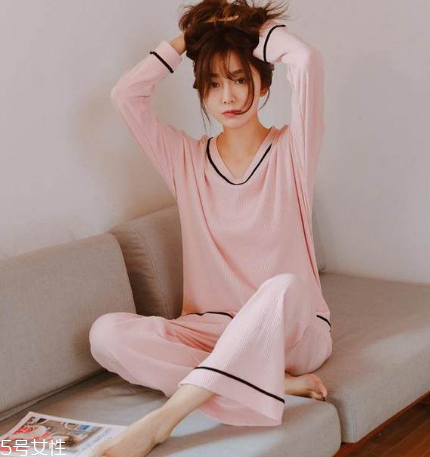 睡衣粘纖和棉哪個好？睡衣粘纖和棉區(qū)別對比