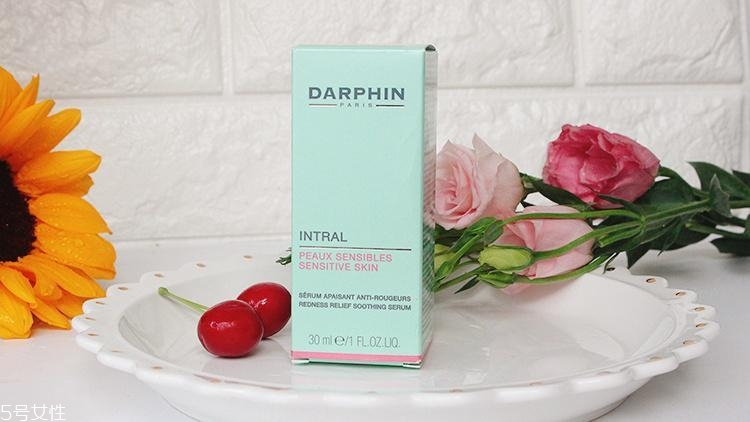 darphin多效舒緩精華液敏感肌能用嗎？油皮能用嗎？