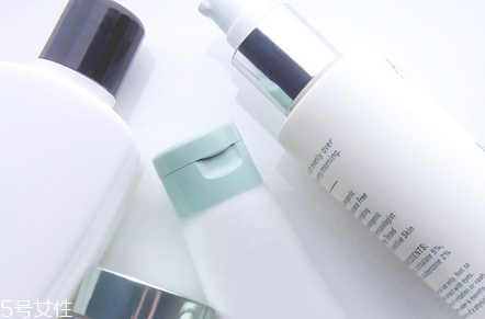 酸奶敷臉可以祛斑嗎 這些水果敷臉祛斑效果最好 酸奶敷臉可以祛斑嗎 這些水果敷臉祛斑效果最好