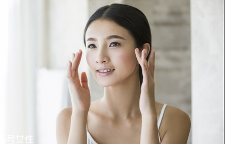 酸奶敷臉可以祛斑嗎 這些水果敷臉祛斑效果最好 酸奶敷臉可以祛斑嗎 這些水果敷臉祛斑效果最好