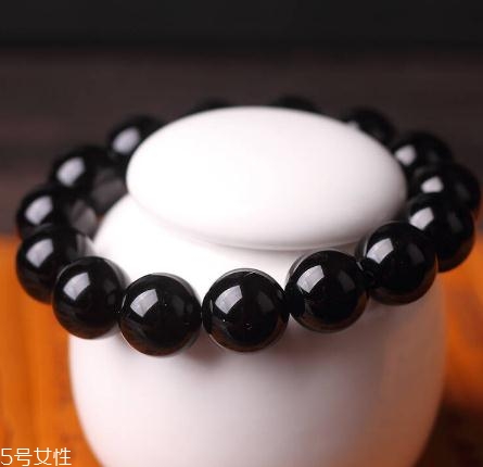 黑瑪瑙手串多少顆？黑瑪瑙手串顆數(shù)講究