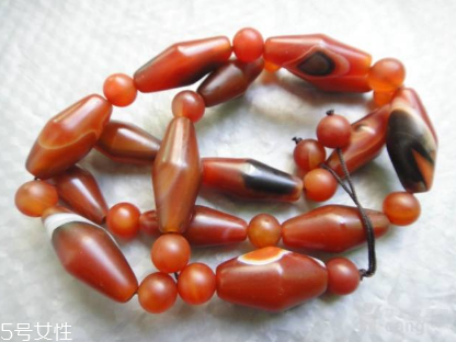 瑪瑙項鏈可以戴著洗澡嗎？瑪瑙項鏈能不能洗澡戴