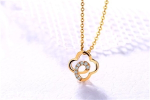 項(xiàng)鏈?zhǔn)?8k好還是24k好？項(xiàng)鏈18k和24k哪個(gè)好