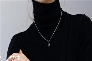 項(xiàng)鏈可以戴著洗澡嗎？項(xiàng)鏈洗澡能戴嗎