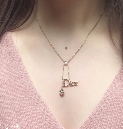 項鏈如何搭配吊墜？項鏈搭配吊墜方法