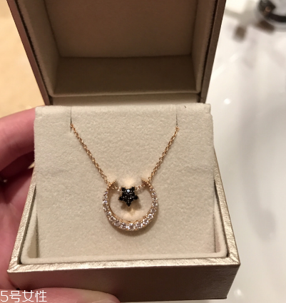 項鏈如何搭配吊墜？項鏈搭配吊墜方法