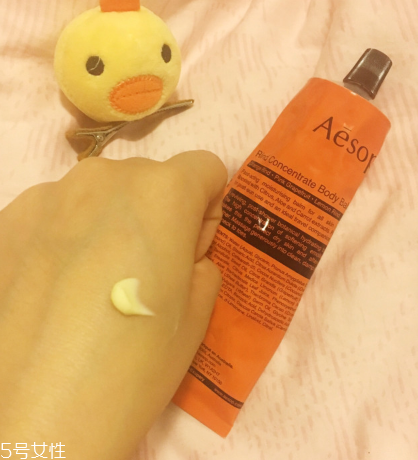茱莉蔻和伊索身體乳哪個好 伊索aesop深層活膚身體乳 茱莉蔻和伊索身體乳哪個好 伊索aesop深層活膚身體乳
