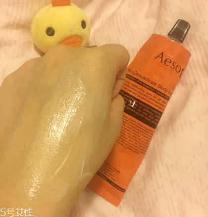 茱莉蔻和伊索身體乳哪個好 伊索aesop深層活膚身體乳 茱莉蔻和伊索身體乳哪個好 伊索aesop深層活膚身體乳