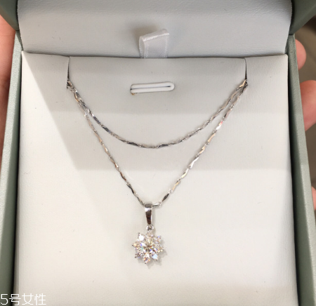 項(xiàng)鏈褪色怎么辦？項(xiàng)鏈退色處理方法