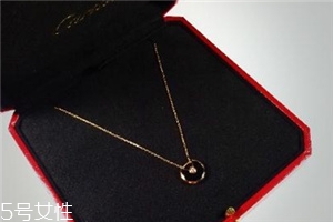 項(xiàng)鏈褪色怎么辦？項(xiàng)鏈退色處理方法