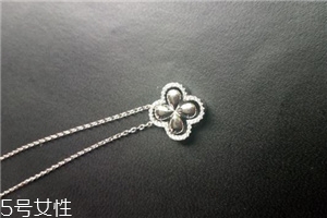 項(xiàng)鏈s925是銀還是白金？項(xiàng)鏈s925屬于白金還是銀