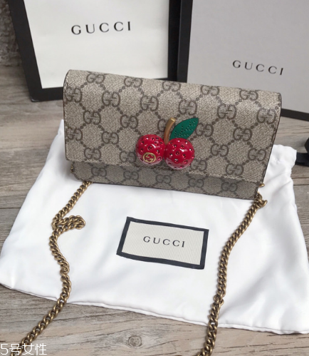 gucci櫻桃包尺寸多大？gucci櫻桃鏈條包尺寸