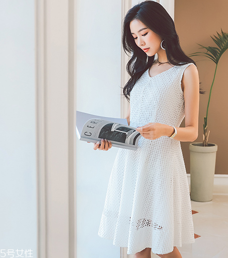 小個子女生穿什么裙子好看？小個子女生穿搭技巧