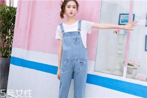 今年流行什么背帶褲？今年最火的背帶褲款式推薦