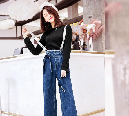 今年流行什么背帶褲？今年最火的背帶褲款式推薦